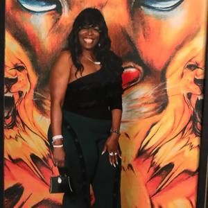 Meet your Posher, Lynn